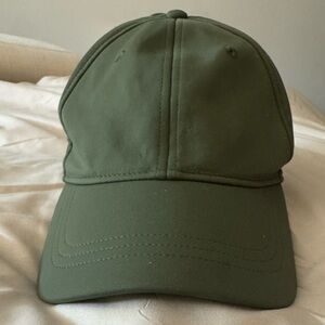 Lululemon women’s olive green running cap